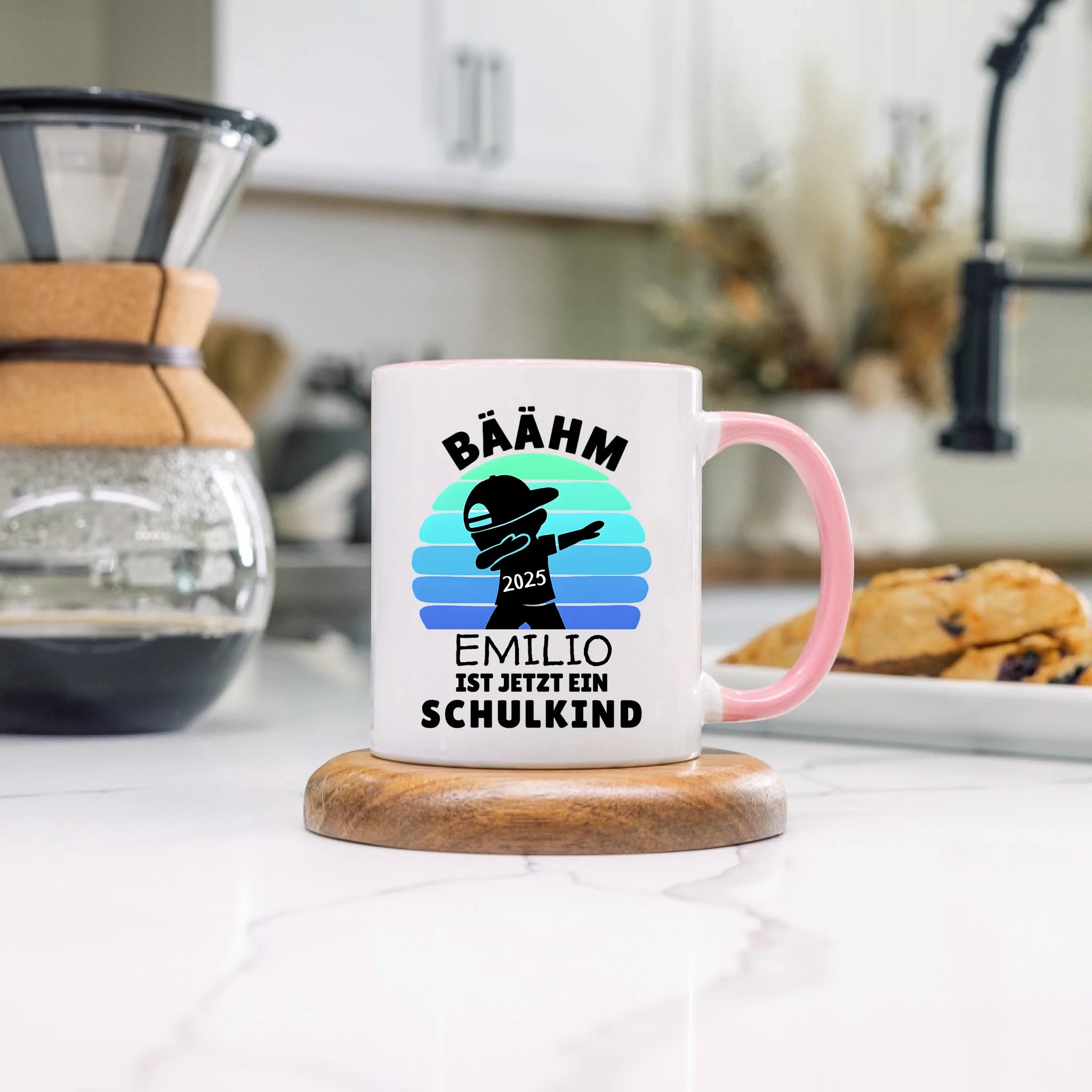 Bäähm Schulkind 2025 Tasse Personalisiert, Kleines Geschenk Einschulung Schulstart Schuleinführung mit Name & Jahr für Erstklässler