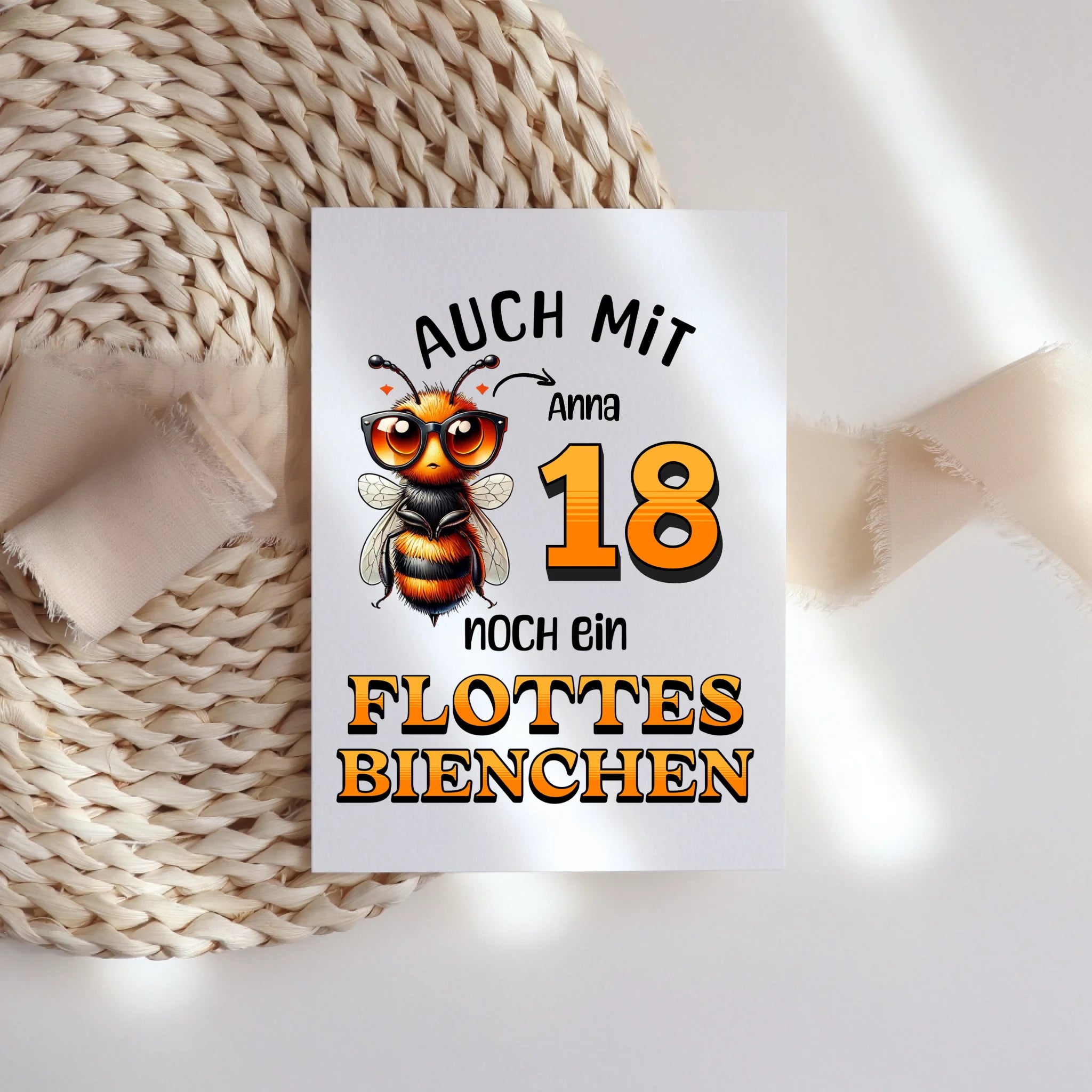 Karte 18. Geburtstag - Flottes Bienchen ist 18-18ter Geburtstag Lustiges Geldgeschenk Frau Frauen - Klappkarte mit Umschlag